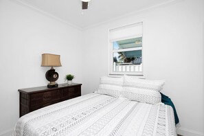 3 Schlafzimmer, Schreibtisch, kostenloses WLAN, Bettwäsche