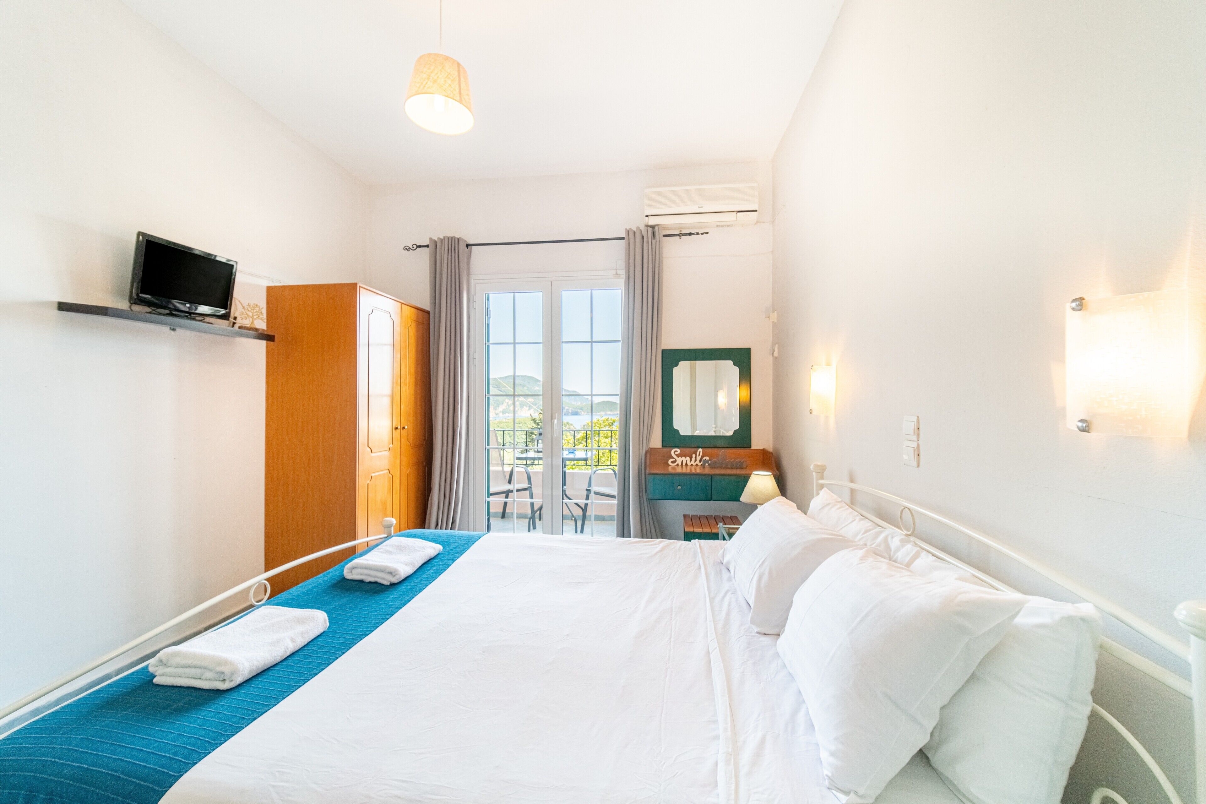 1 bedroom, free WiFi, bed sheets