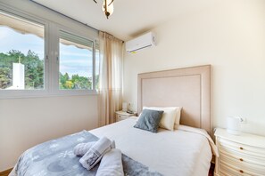 2 bedrooms, free WiFi, bed sheets