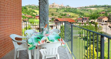 Holiday apartment 'Glicine' in Piedmont, with shared pool, garden and sauna