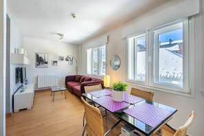 Dining - Studio "Apartamento Candela" with Mountain View & Wi-Fi (Monachil)