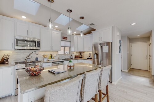 *Old Town Odyssey! In the heart of history!