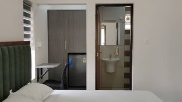 5 bedrooms, WiFi