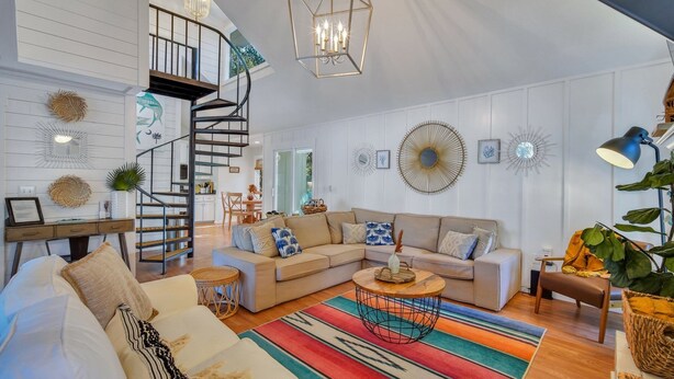 Living area - 700 Winter Trout - Four Bedroom House, Sleeps 10 (Fripp Island)
