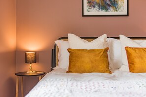 2 camere, una scrivania, ferro/asse da stiro, Wi-Fi