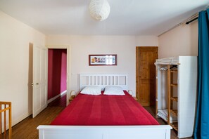 3 Schlafzimmer, Bügeleisen/Bügelbrett, kostenloses WLAN