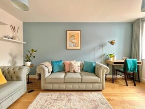 Smart TV - Brand New, Peaceful Headington Home & Free Parking (Headington)