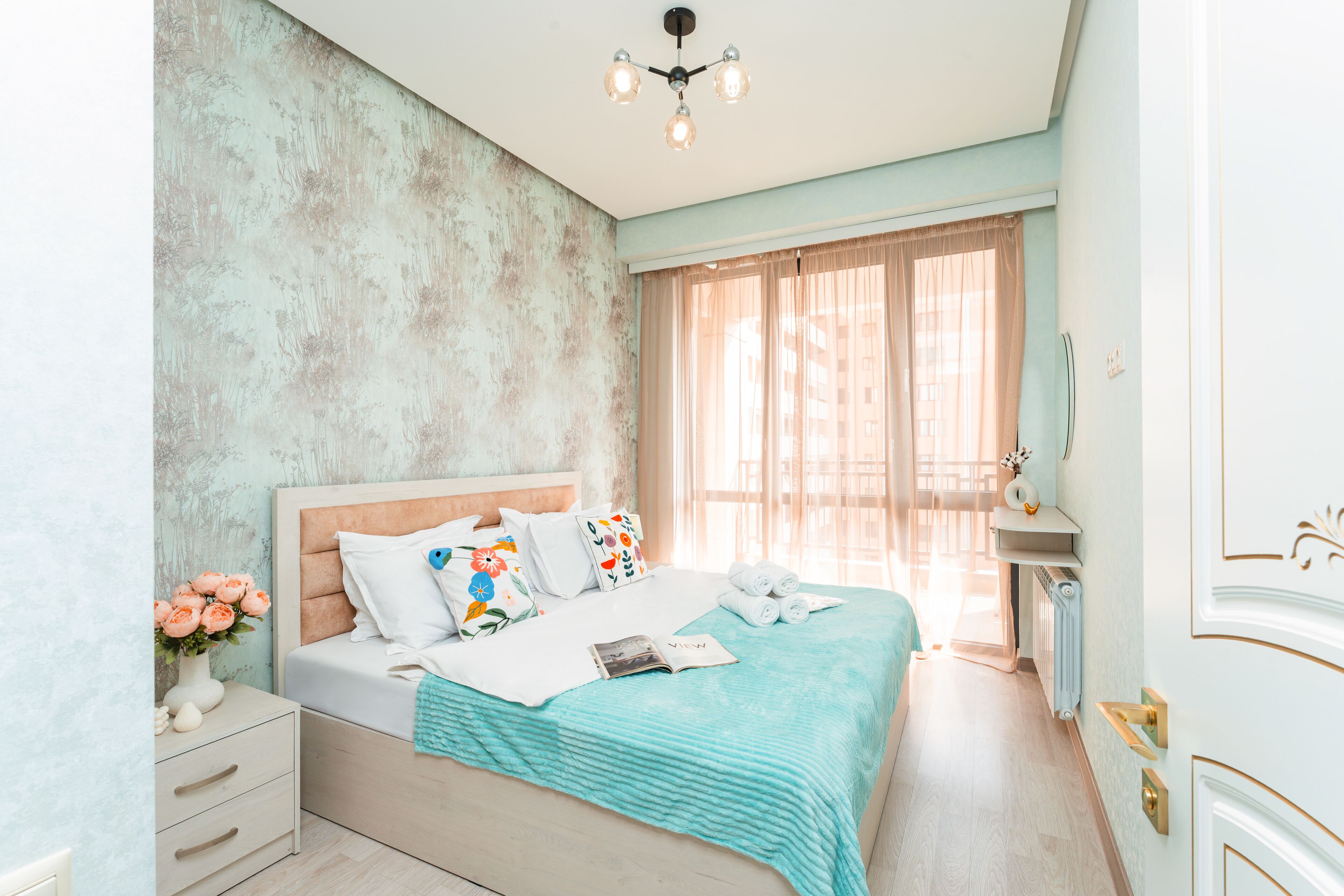 Literie de qualité supérieure, décoration personnalisée