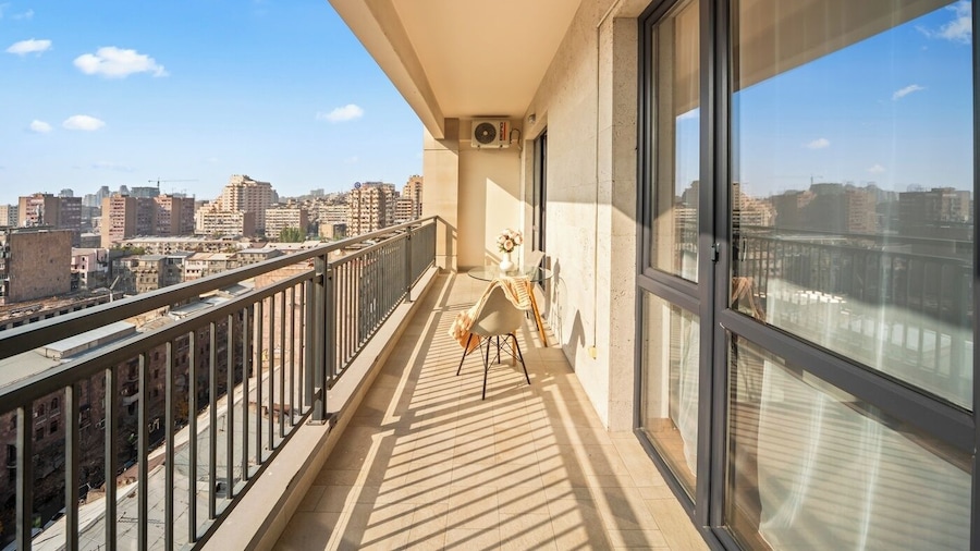 Stay Inn on Koghbatsi Str. 16