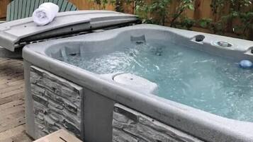 室外 SPA 浴缸
