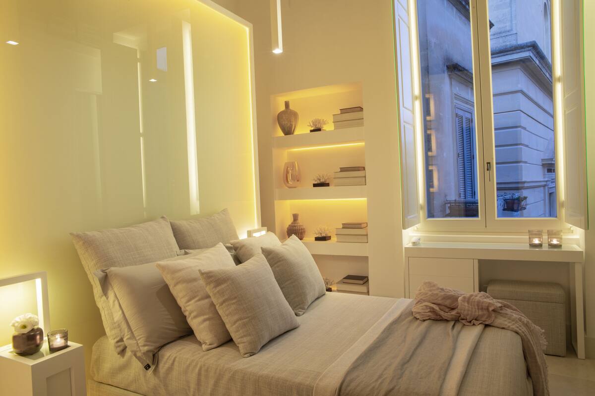 Economy Room | Hypo-allergenic bedding available, down comforters, pillowtop beds