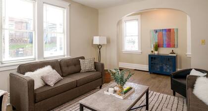*5 Min to WVU*Smart TV*Full Kitchen*W/D