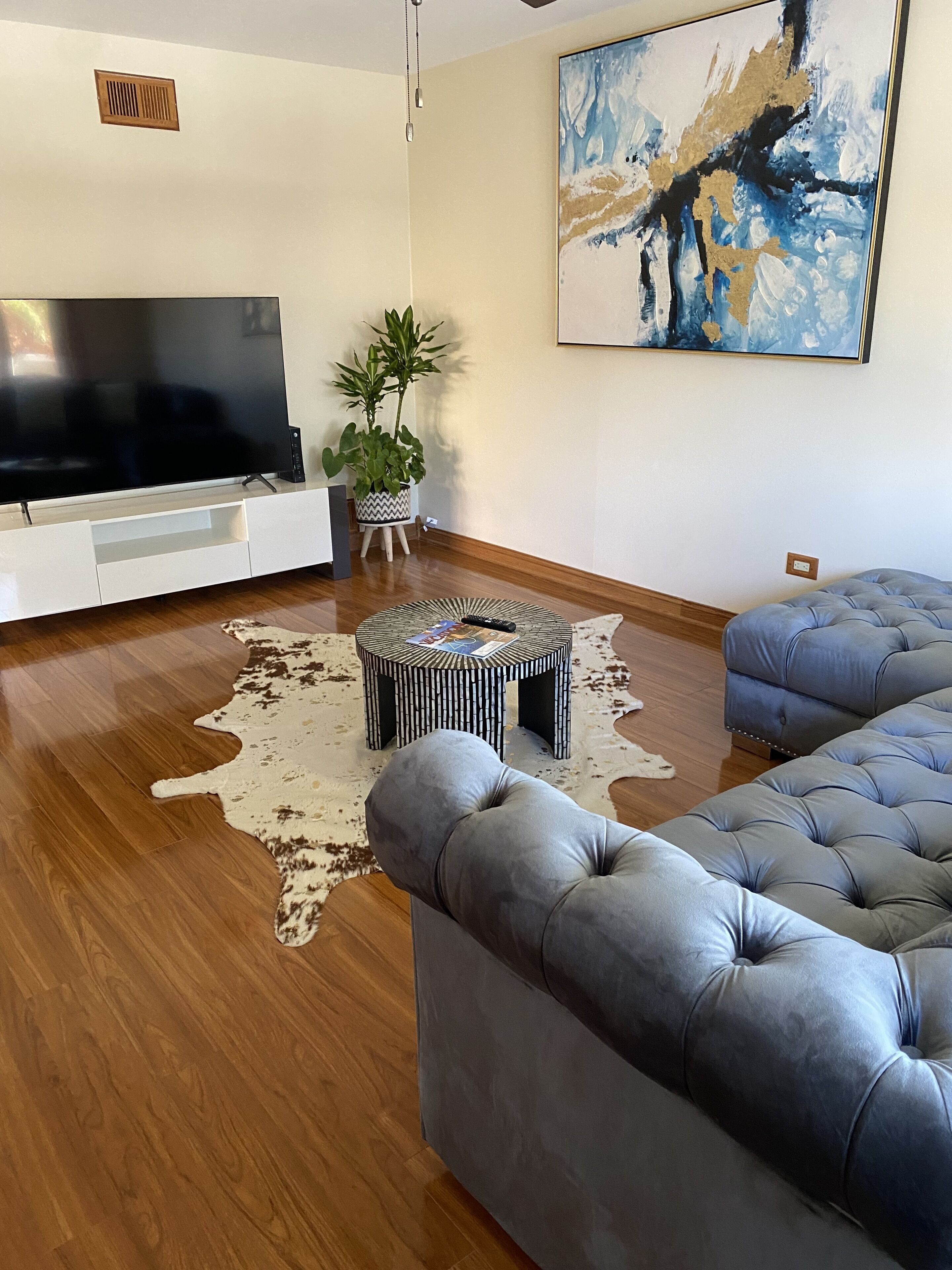 Lovely 2-Bedoom Apartment in Berwyn