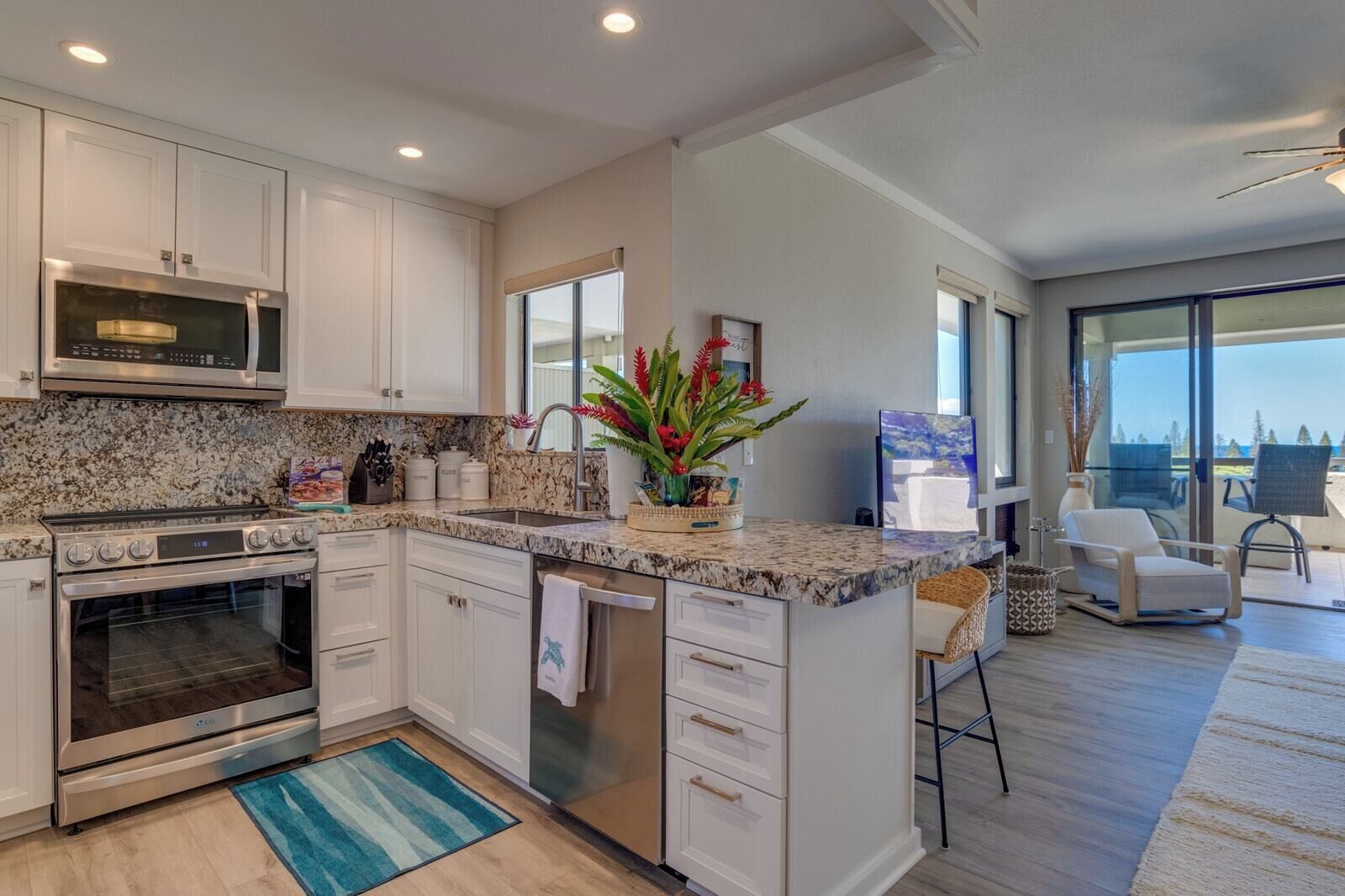 Microwave, oven, dishwasher, coffee/tea maker
