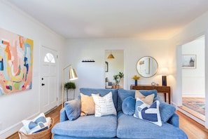 Smart TV, fireplace, books, music library - Luminous Historic Home: Walk to Downtown Graham! (Graham)