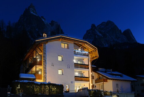 Top Located Alpin-Residence Amadeus*** Luxury Alpine GEM for 5 Pax
