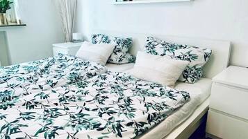 1 bedroom, WiFi, bed sheets