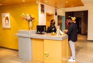 Reception - Golden Six Hotel & Restaurant (Lekki)