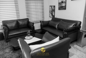 Sittområde i lobbyn