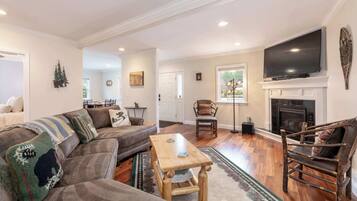 TV, fireplace, stereo, offices