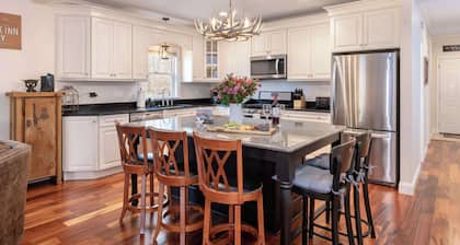 Lost River Escape | Near Gorge & Clarks Trading