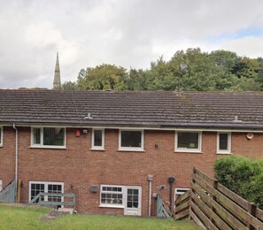 Exterior - Terraced House With 3 Bedrooms in Todmorden (Todmorden)