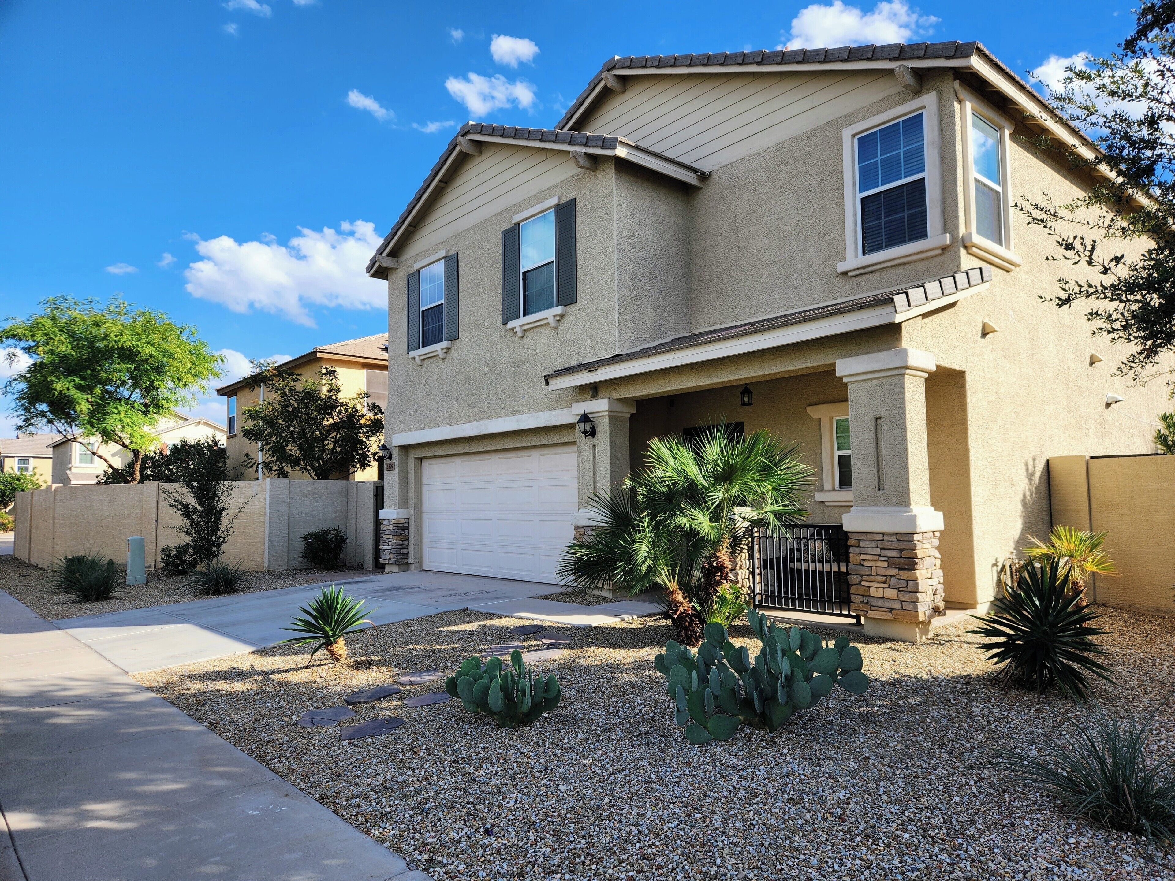 Immaculate Home, Ten Minutes from Airport