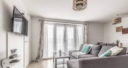 2 BDR Apartment in Slough| Parking - By Tempstay