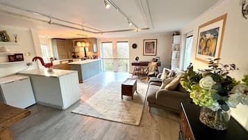 Ferienhaus, Mehrere Betten | Wohnzimmer