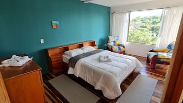 3 habitaciones, wifi gratis y ropa de cama
