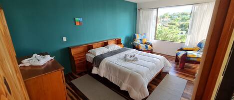 3 bedrooms, free WiFi, bed sheets