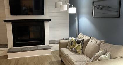 Pet Friendly home - Sleeps 6