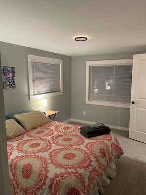 2 chambres, lit de bébé portatif, accès au Wi-Fi (inclus)