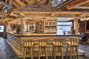 Bar (en la propiedad)