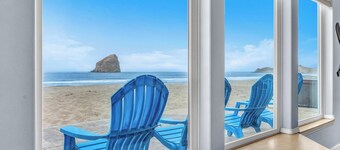 Beachfront Home with a Deck on the Beach! Pet Friendly Home, Gated Community.