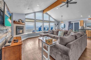 Smart TV, fireplace, DVD player