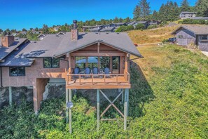 Exterior - Incredible Ocean/Esturary Views, Large Covered Deck, Community Pool and Hot Tub (Pacific City)