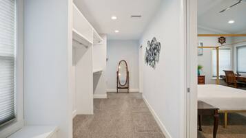 4 chambres, bureau, fer et planche Ă repasser, Wi-Fi gratuit