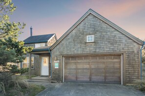 Exterior - Dogs OK! Lounge on the Large Deck, Play at the Beach Closeby or Enjoy the Views! (Pacific City)