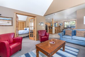 Smart TV, fireplace, DVD player