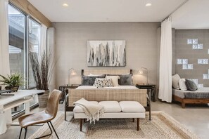 5 多间卧室、办公桌、熨斗/熨衣板、WiFi