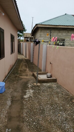 Enceinte de l’hébergement