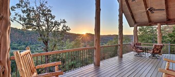 Mountain View Hideaway w/ Outdoor Fireplace!