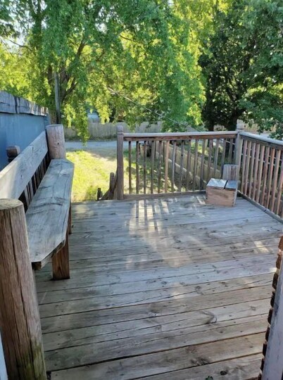 The Rustic Hideaway