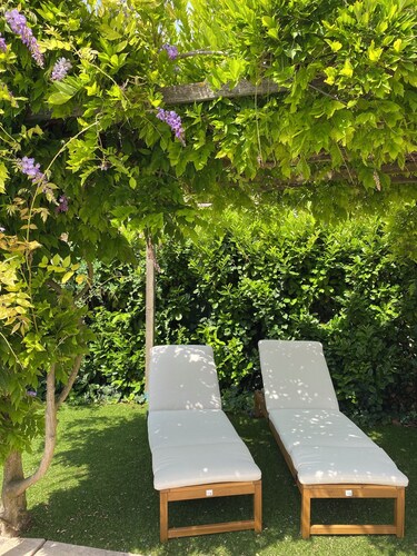 3 bed House with own pool within walking distance of Carcassonne City Centre.