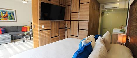 1 غرفة نوم وخزنة داخل الغرفة وواي فاي مجانًا وملاءات أسرّة