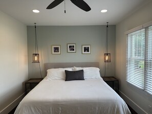 4 bedrooms, desk, iron/ironing board, travel cot