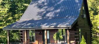 The Wildflower - Private cabin in wooded setting