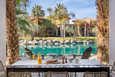 Mirabella by Avantstay 10 Acre Estate w/ Prvt Lake, Golf Course & Pool