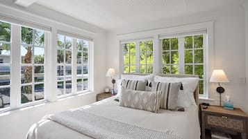 2 dormitorios, escritorio, tabla de planchar con plancha y wifi